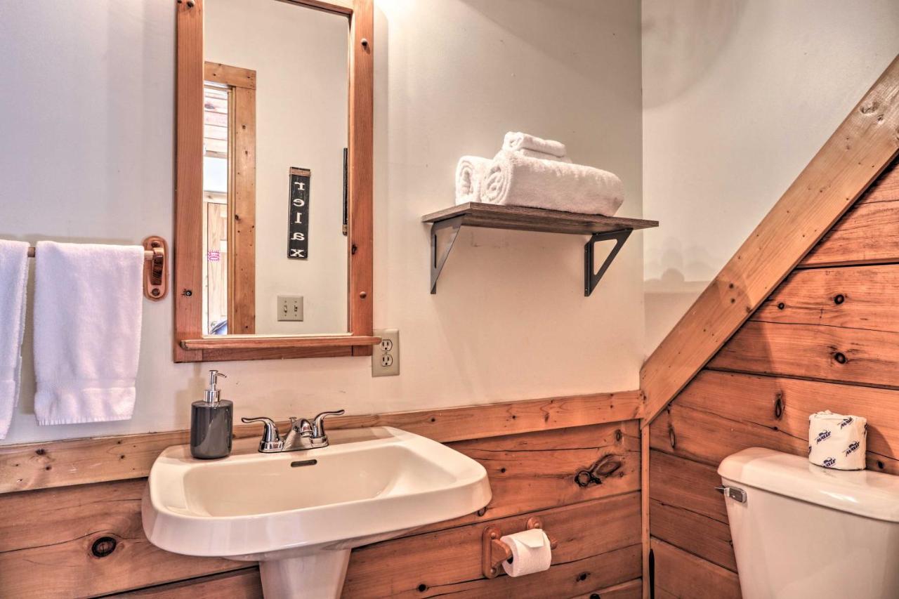 Cozy Cabin With Hot Tub In The Heart Of Pigeon Forge Villa Exterior photo